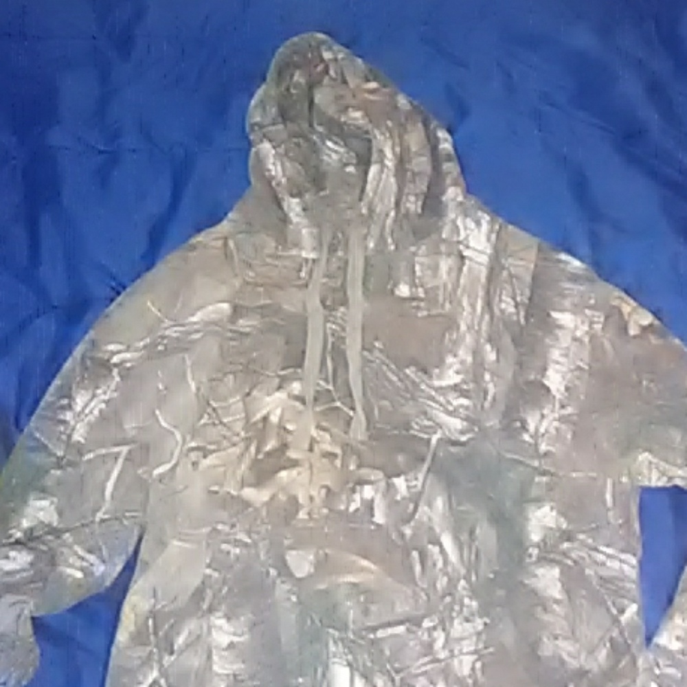 Realtree pull over